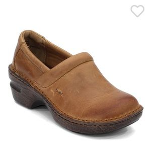 Women’s B.O.C. Peggy Clog (Mocha Color)
